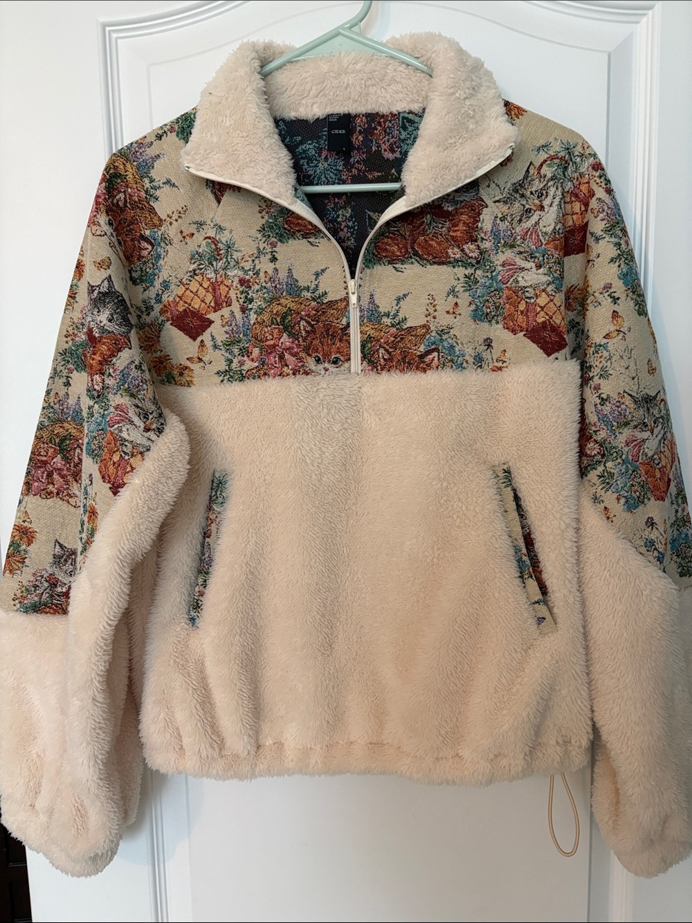 CIDER fleece collar floral cat sweatshirt 🐈 🐈‍⬛ 🐈 🐈‍⬛ 🐈 🐈‍⬛ 🐈 🐈‍⬛ - Picture 2 of 10